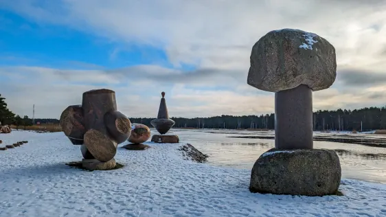 Paula Jaunzema akmens skulptūru parks