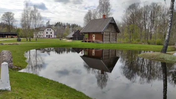 Ausekļu dzirnavas