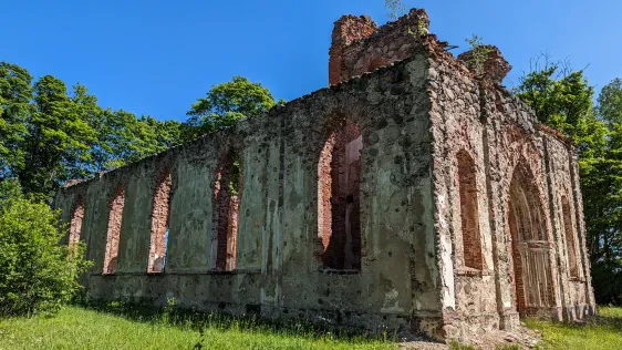 Veckalsnavas luterāņu baznīca